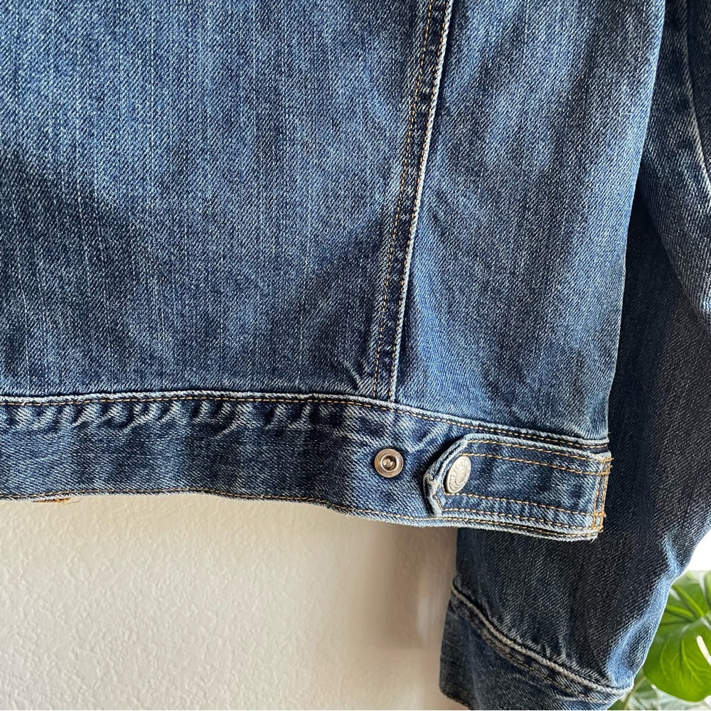 LEVI’S 💙Denim Jacket - Picture 14 of 14